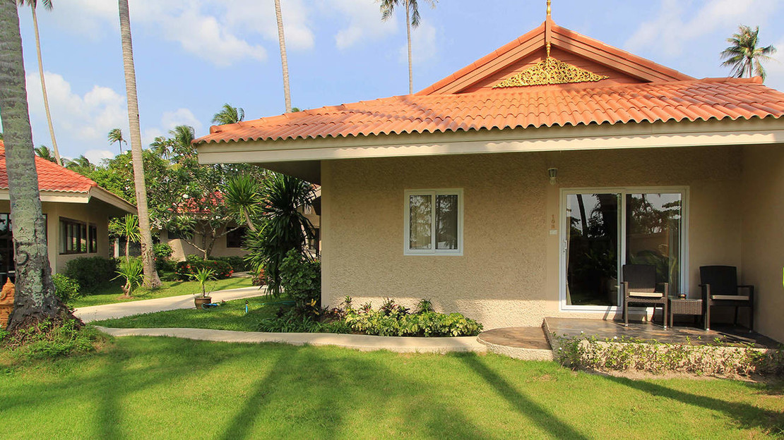 Pool Sea and Garden View Villa