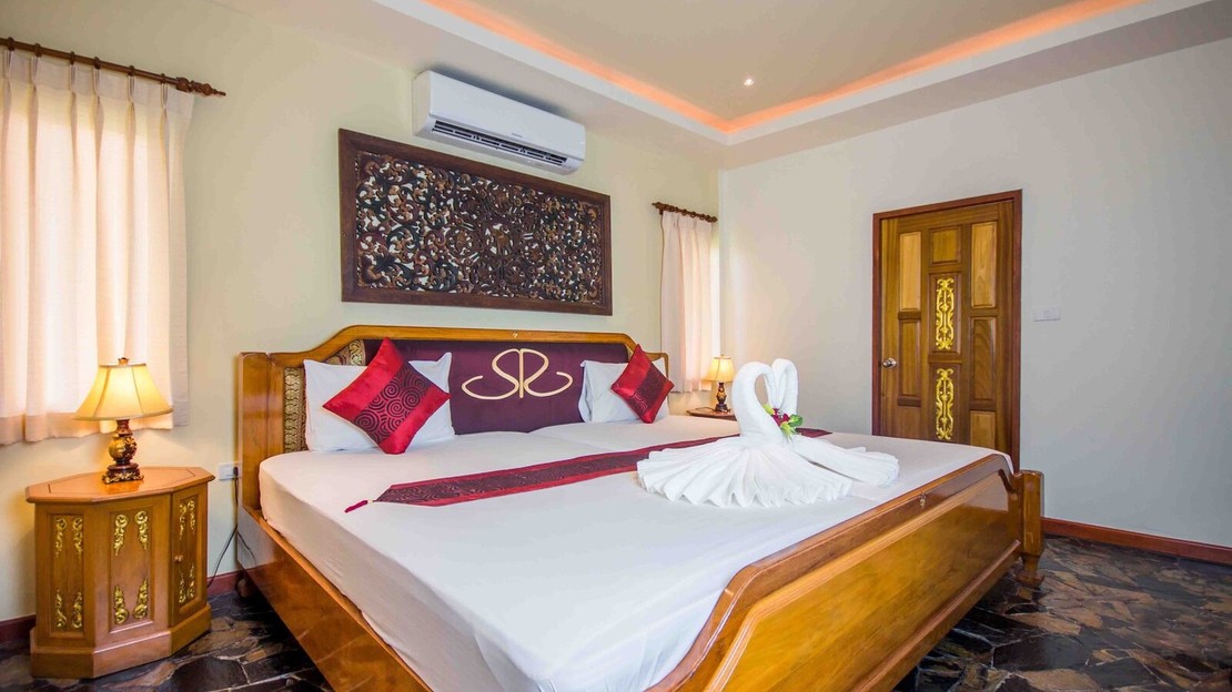 Pool Sea and Garden View Villa