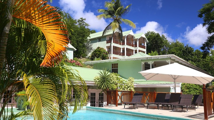 Marigot Beach Club and Dive Resort