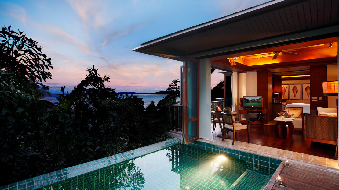 One Bedroom Ocean Facing Villa with Pool 