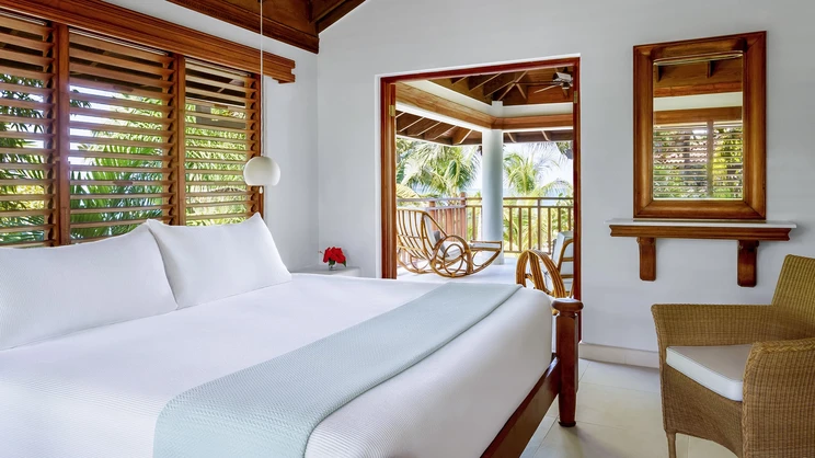 Premier Beachfront Suite