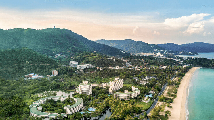 Pullman Phuket Karon Beach Resort