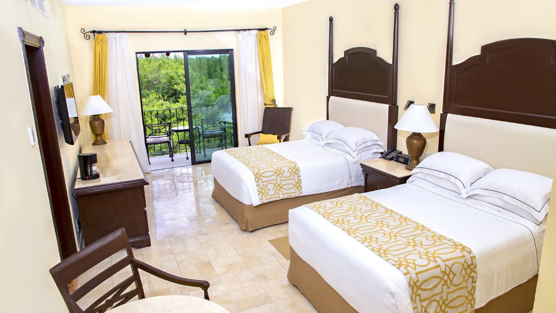 Deluxe Concierge Room