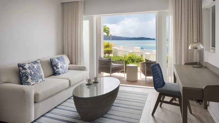 Coastline Deluxe Room 