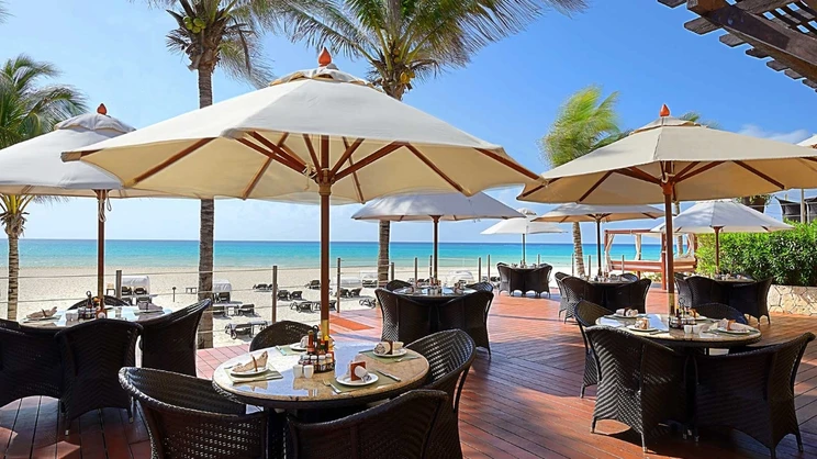 Royal Hideaway Playacar