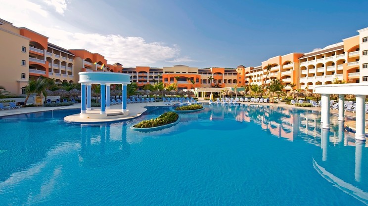 Iberostar Selection Rose Hall Suites
