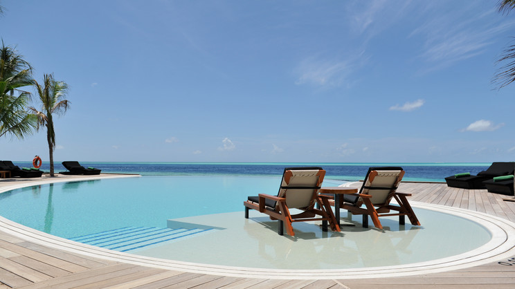 Komandoo Maldives Island Resort