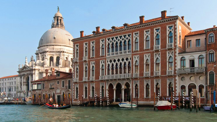 Sina Centurion Palace