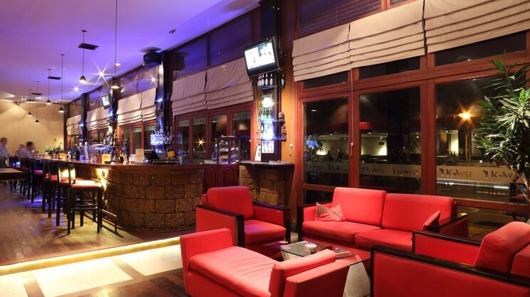 Amanjaya Pancam Suites Hotel