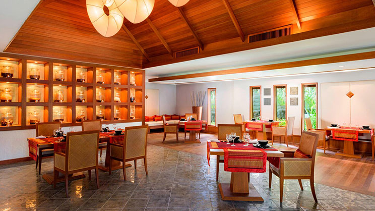 Sheraton Maldives Full Moon Resort & Spa