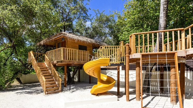 Sheraton Maldives Full Moon Resort & Spa