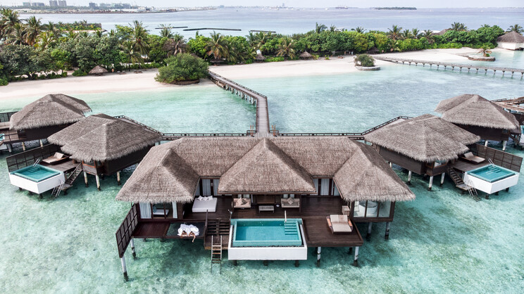 Sheraton Maldives Full Moon Resort & Spa