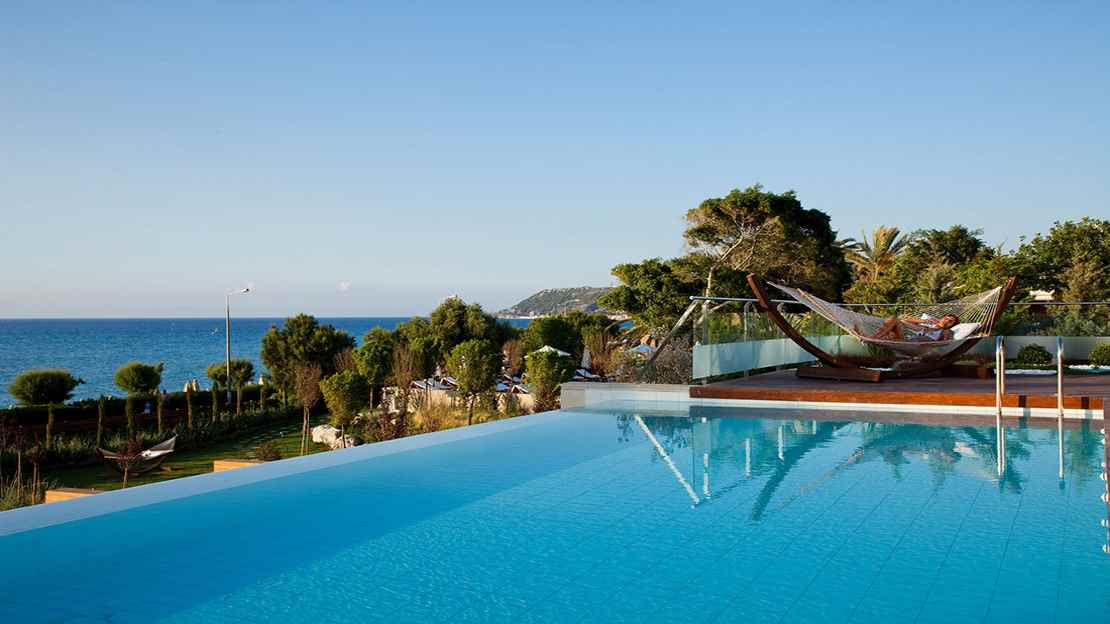 Elite Presidential Suite with Private Pool 