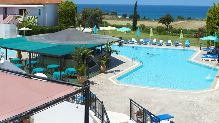 Akamanthea Holiday Village