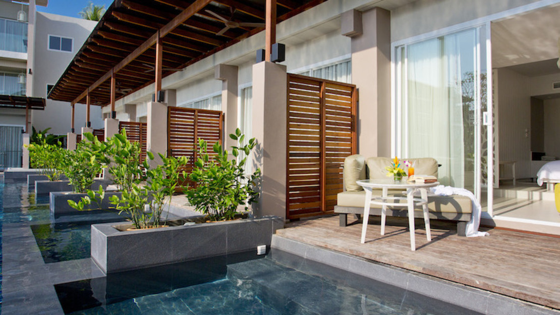 Pool Access Junior Suite