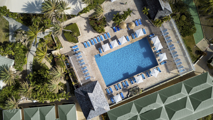 St James's Club & Villas