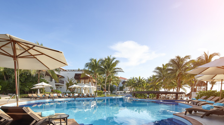 Desire Pearl Riviera Maya Resort