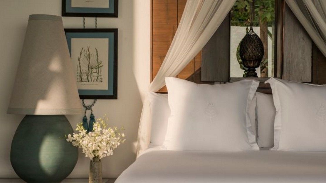 Beach Villa with Pool