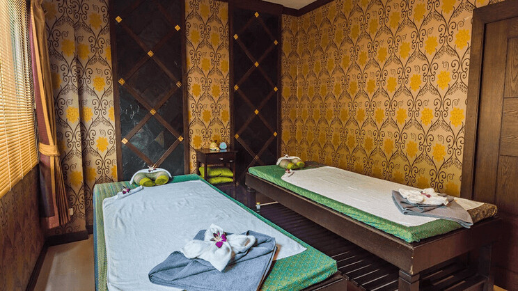 Kata Sea Breeze Resort