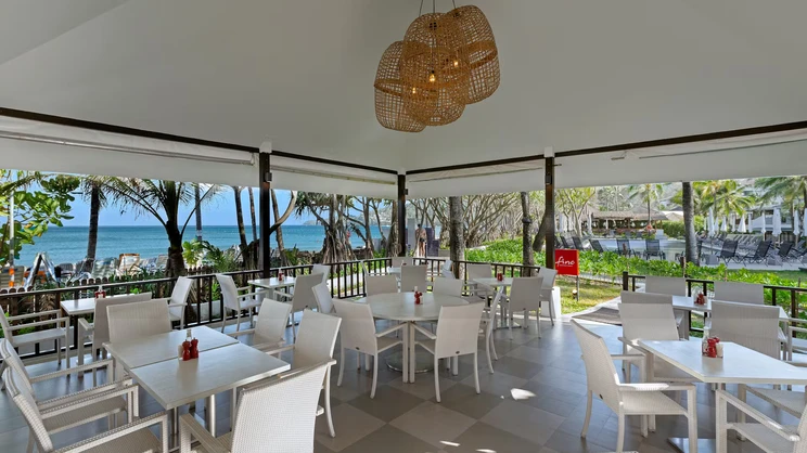 Sunwing Kamala Beach