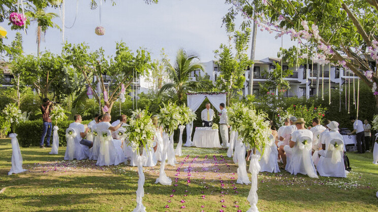 Sunwing Kamala Beach