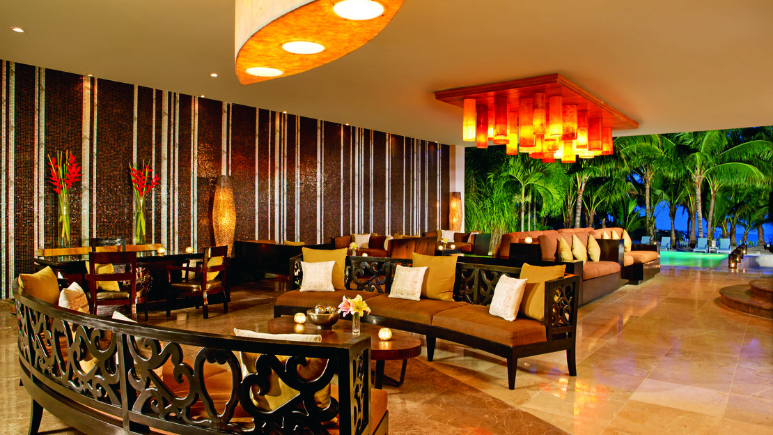 Secrets Aura Cozumel