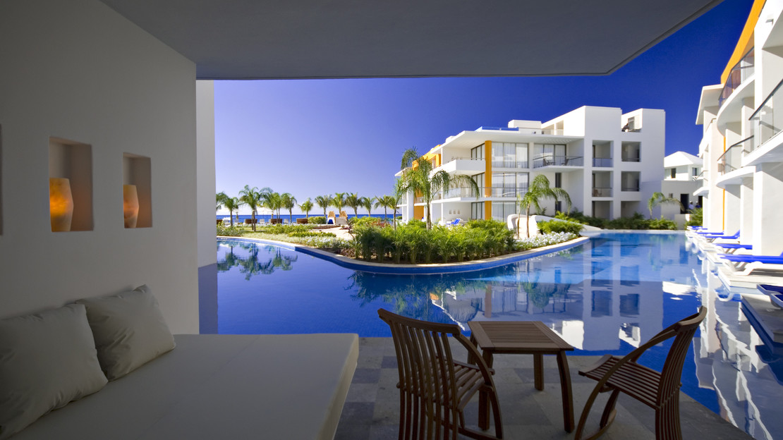 Secrets Aura Cozumel