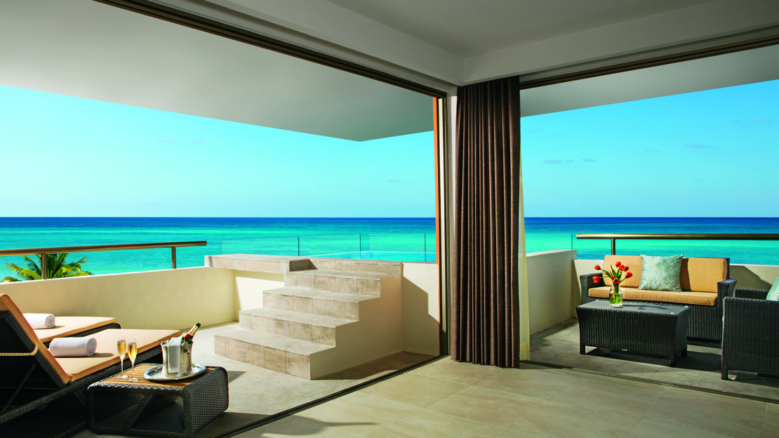 Secrets Aura Cozumel