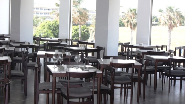 Amphora Hotel and Suites