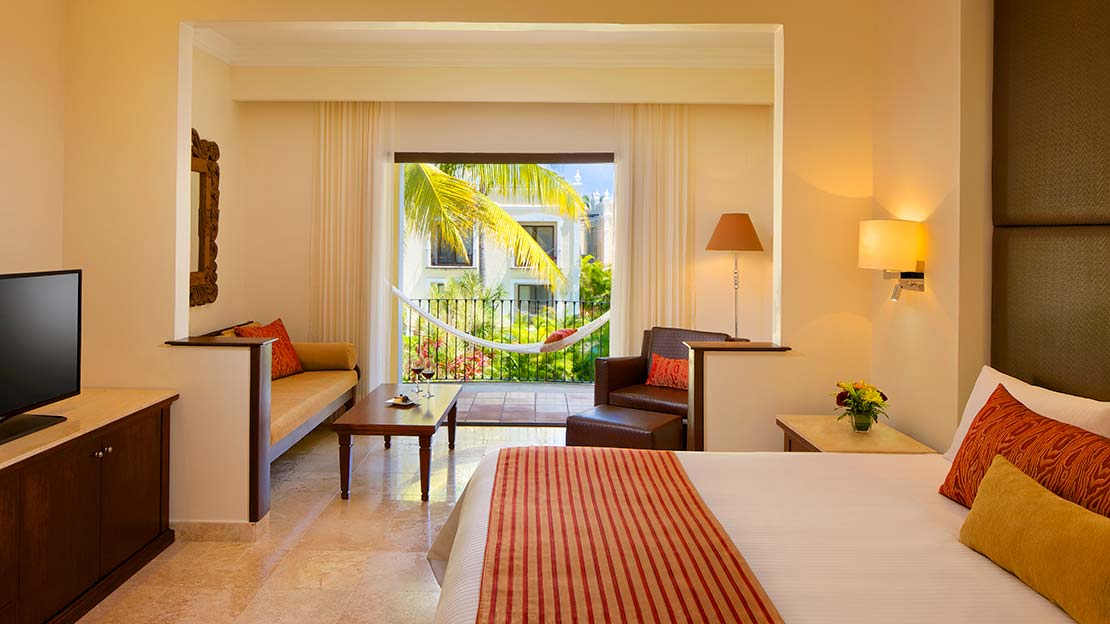 Deluxe Garden View Adults-Only