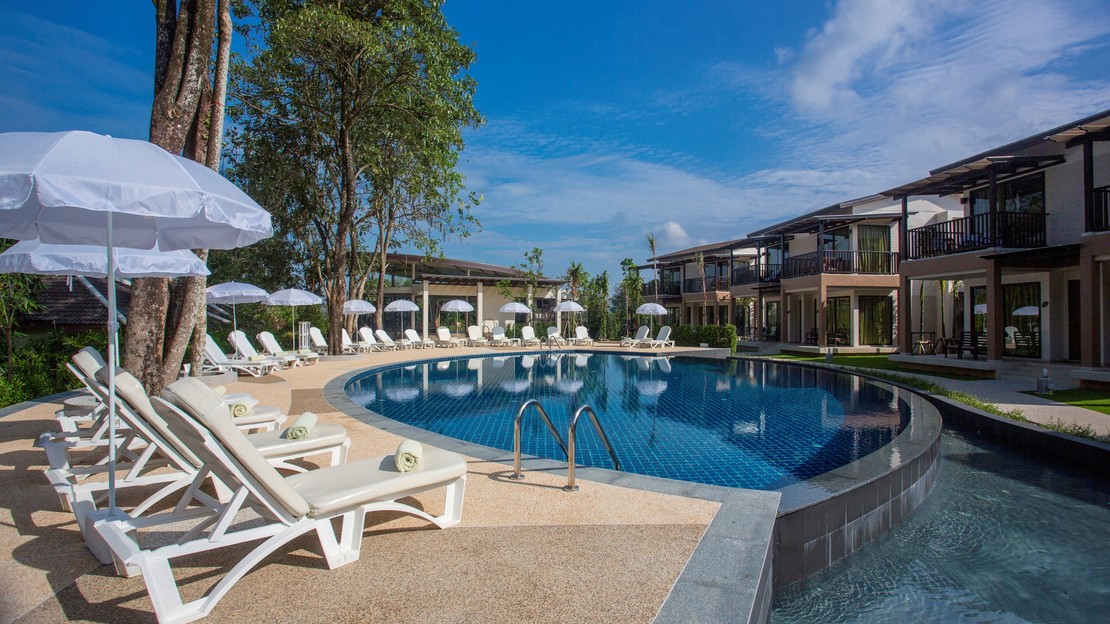 The Leaf on The Sands