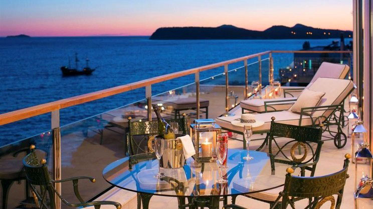 Royal Princess Hotel