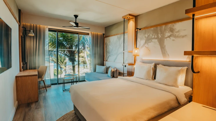  Superior Ocean Rooms