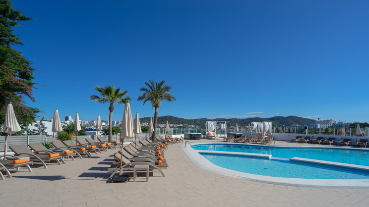 THB Ocean Beach Class