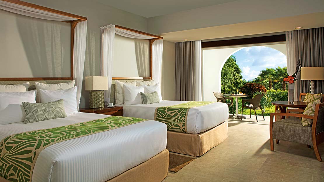 Deluxe Tropical View