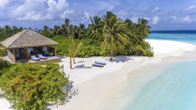Hurawalhi Maldives Resort