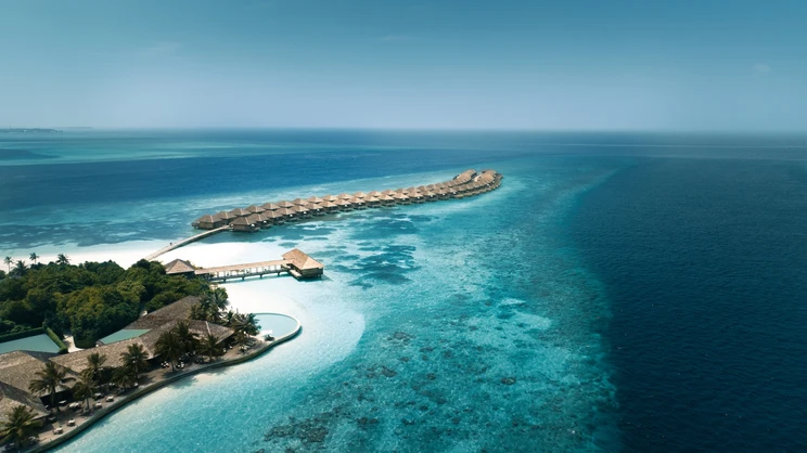 Hurawalhi Maldives Resort