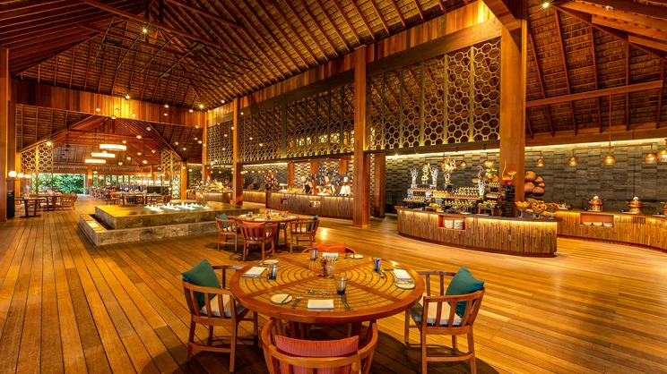 Hurawalhi Maldives Resort