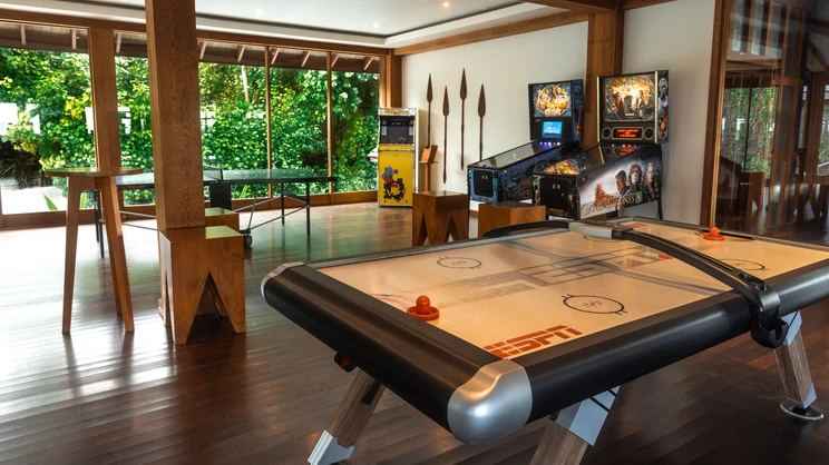 Hurawalhi Maldives Resort