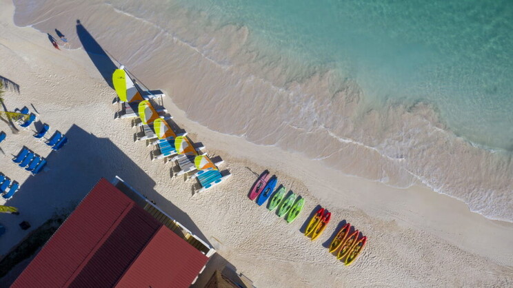 Pineapple Beach Club