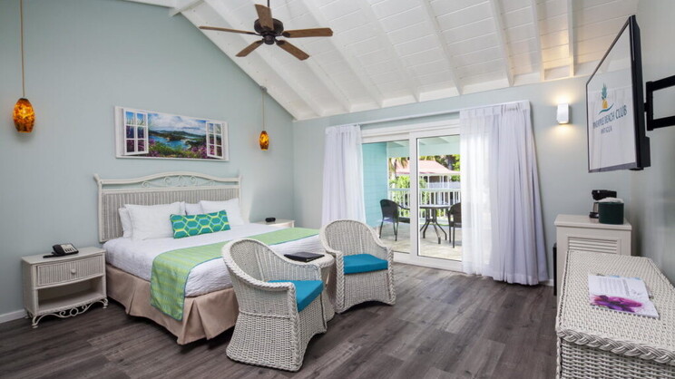 Pineapple Beach Club