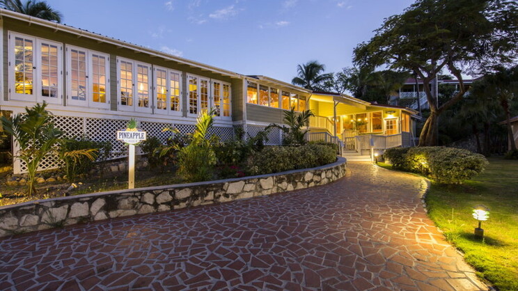 Pineapple Beach Club