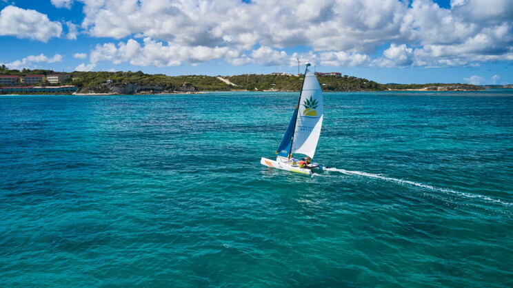 Pineapple Beach Club