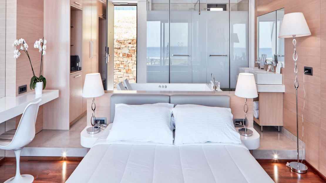 Junior Suite Sea View with Individual Pool 