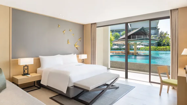 Le Meridien Khao Lak Resort & Spa