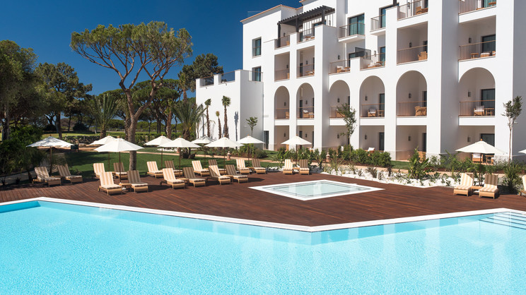 Pine Cliffs Ocean Suites