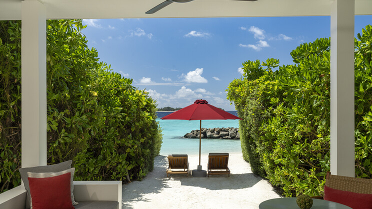 Deluxe Beach Bungalow