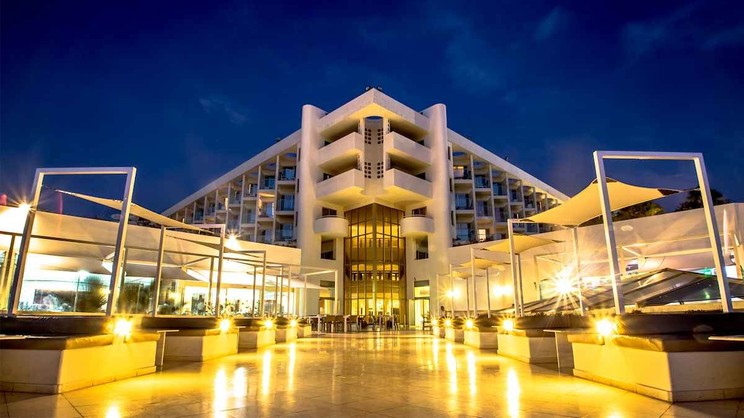 Laura Beach and Splash Hotel