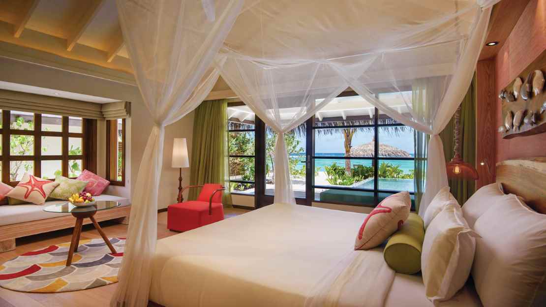  Deluxe Beach Villas with Pool