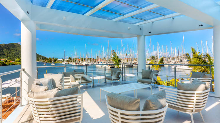 Harbor Club, Curio Collection by Hilton